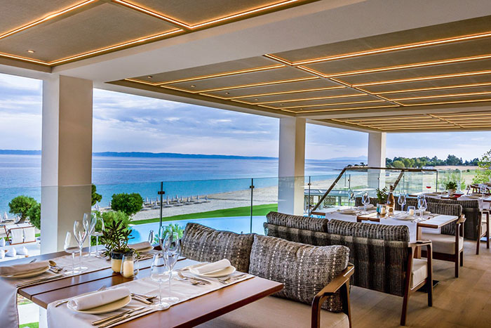 Restauration Grece sejour cacher
